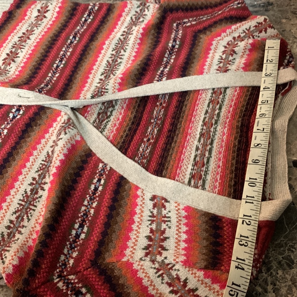 Fair Isle Pattern Cardigan - Picture 6 of 10